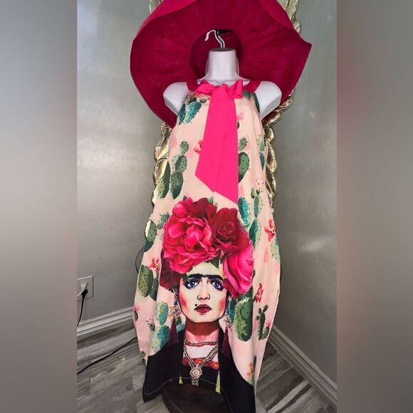 Iconic Frida Sleeves Dress - Picture 4 of 17